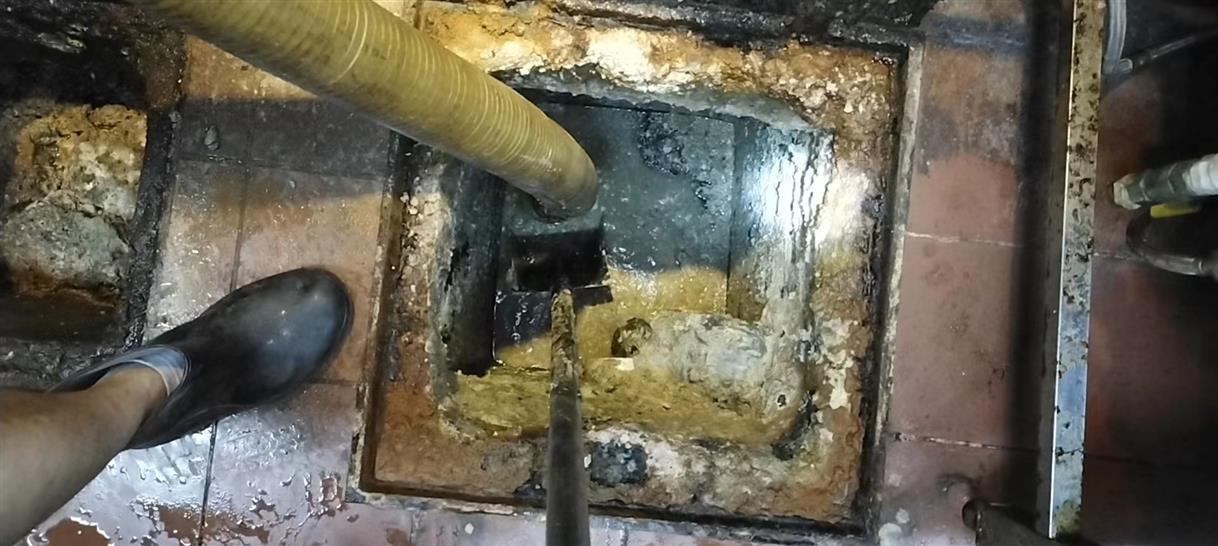 越西化油池清理-污水池清掏